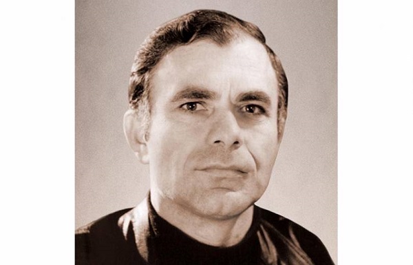 Մահացել է հայտնի շոումեն Գարիկ Մարտիրոսյանի հայրը