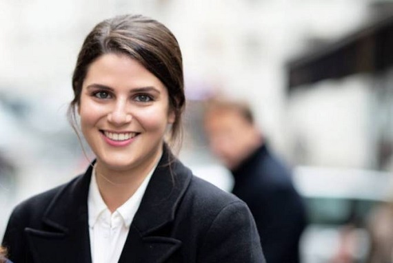  28-ամյա Անուշ Թորանյանն ընտրվել է Փարիզի քաղաքապետի օգնական-տեղակալ