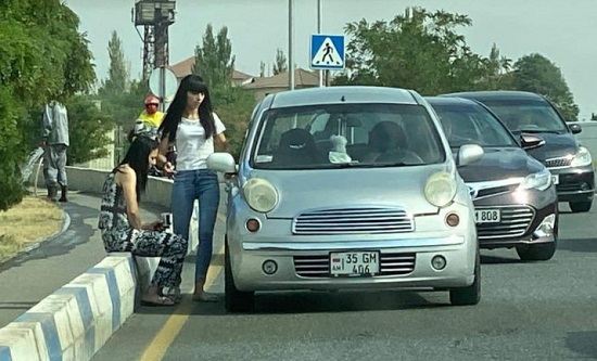 Երեւանի փողոցներում զգուշացեք այս աղջիկներից