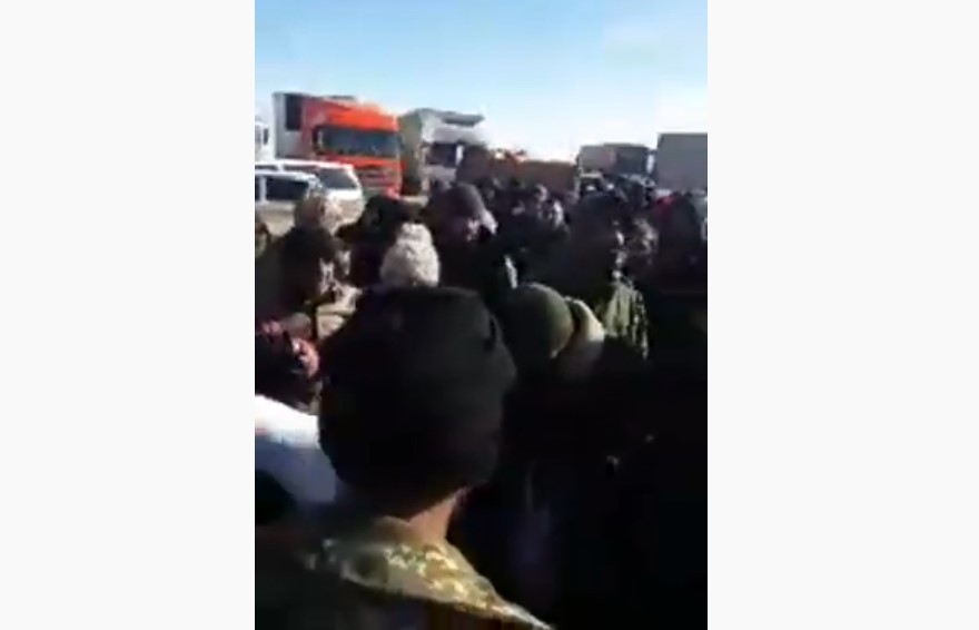 Նոր տեղեկացանք, որ Նիկոլը հետ ա դարձել Սյունիքի մարզից․ Սյունիքի դարպասները փակած ցուցարար