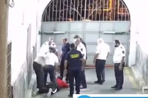 Ինչպես են ոստիկանները դաժան ծեծի ենթարկում քաղաքացուն. Անդրանիկ Հովհաննիսյանը տեսանյութ է հրապարակել