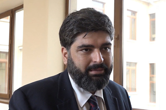 «Վաղը իր գժի թուղթը կհանի և որպես անմեղսունակ` պատասխանատվությունից կազատվի». «Իմ քայլի» պատգամավորի հայրը՝ Նիկոլ Փաշինյանի մասին