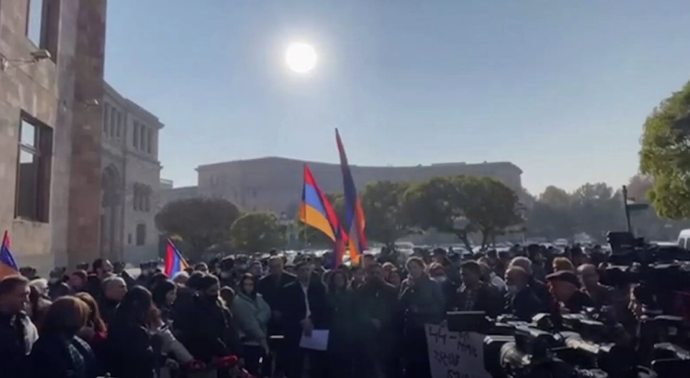 Երևանում շարունակվում են ցույցերն ու բողոքի ակցիաները