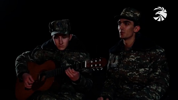 «Երնեկ թե այս նոր տարին վերջ տա հայի ցավերին». երգում է հայ դիրքապահը