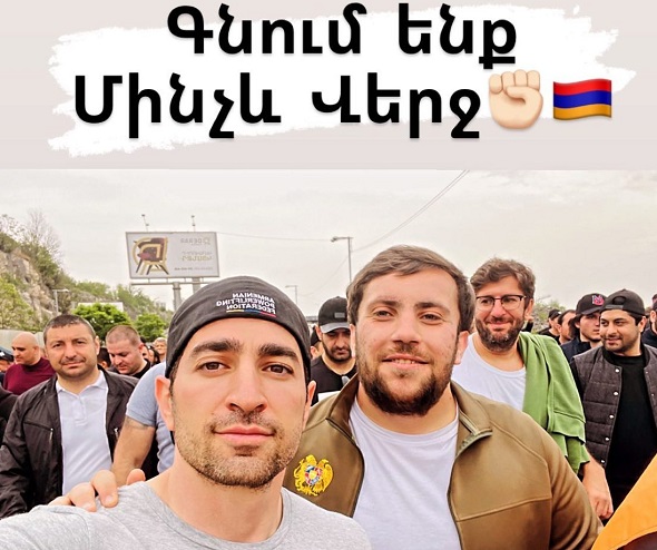 Սպիտակցի Հայկոյի որդի, որ Լևոն Քոչարյանի հետ փողոց էր փակել,  լուսանկար է հրապարակել