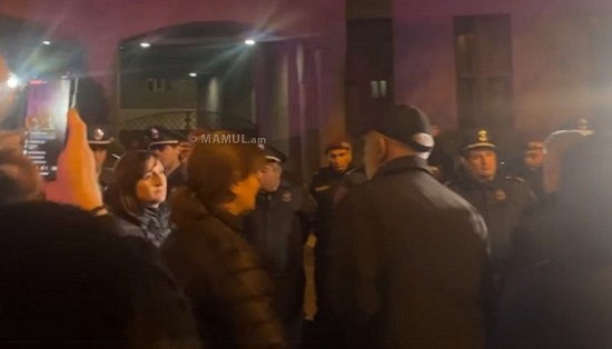 Մի քանի ծնող կա, որ ասում են՝ մենք խոսում ենք, որ Ձեր տուն չմտնի էդ դագաղը․․․ Արթուր Հայրապետյան