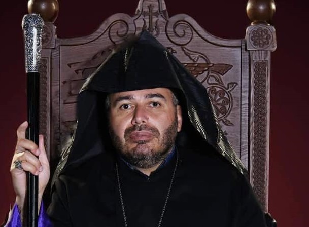 «Սիգարների սիրահար  Գևորգ սրբազանը ևս դասակարգվեց  Փաշազադեի աջակողմյան դասում»․ Էդգար Ղազարյան