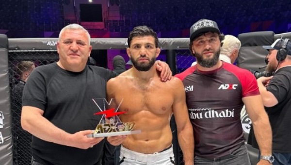 «Հիանալի է, երբ կարող ես զանգել հայրիկիդ և 500 հազար դոլար ուզել նոր մեքենայի համար»․ Արման Ծառուկյան