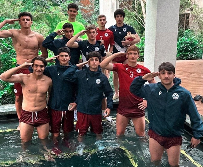 Թուրքիայում, թուրքերի դեմ խաղում, Հայաստանի պատիվը բարձր պահած տղաները