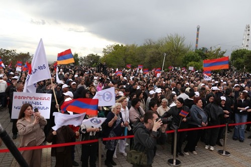 300 հազար ադրբեջանցի Հայաստանու՞մ, թե՞ 300 հազար աշխատատեղ հայերի համար. Ընտրե՛ք