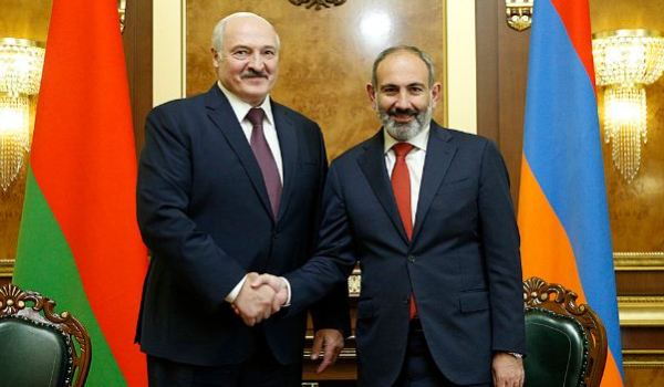 Лукашенко: Армении деваться некуда. Вы думаете, они кому-то нужны?