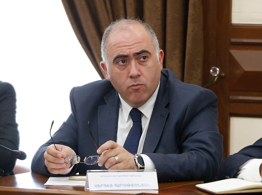 Ե՞րբ կբացվեն սրճարանները. Երևանի փոխքաղաքապետը կոնկրետ օր չնշեց