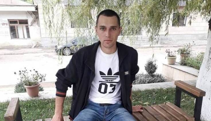 Չեմ փոշմանում, անչափ հպարտանում եմ,որ Հայրենիքի համար հերոս առյուծ որդի ենք ծնել