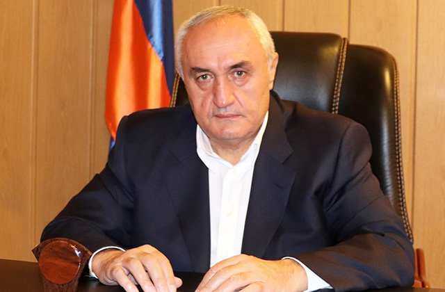 Արարատի մարզպետը կազատվի պաշտոնից. նրան կփոխարինի որդին