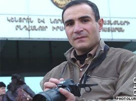 Գագիկ Շամշյանը կադրեր է ներկայացրել  Երևան-Սևան ճանապարհին տեղի ունեցած ողբերգական ավտովթարից