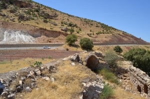 Աբովյանում իրենց տատ ու պապի գերեզմանի կողքին հարազատները հայտնաբերել են նոր հողաթումբ