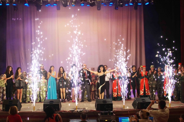 Թբիլիսիում նշվել է ՀՀ անկախության 22-րդ տարեդարձը և «Ջեյրան» պարային համույթի 10-ամյակը