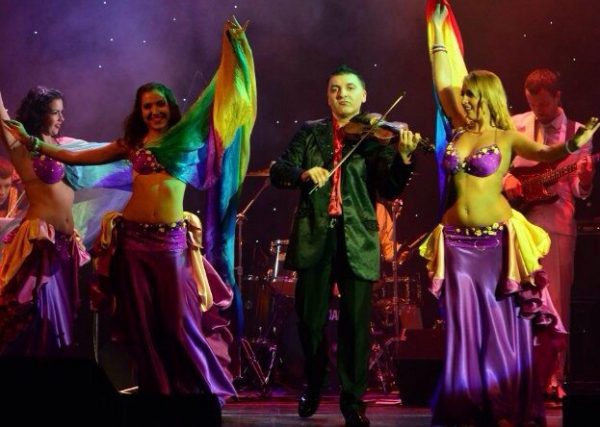 Известный армянский скрипач-виртуоз Тигран Петросян отметил творческий юбилей