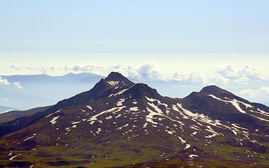 Փաշինյանն ուղղաթիռից Արագածն է նկարել