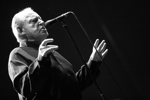 Singer Joe Cocker dies aged 70 after cancer battle