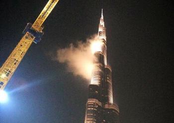 Dubai Police dismiss rumours that Burj Khalifa is on fire