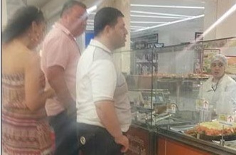 Օրվա կադրը. «ՍԱՍ»-ի Արտակը Carrefour-ից է առևտուր անում