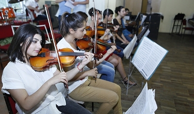 Մանկական ֆիլհարմոնիան էստրադային նվագախումբ է հրավիրում շնորհալի պատանի երաժիշտների