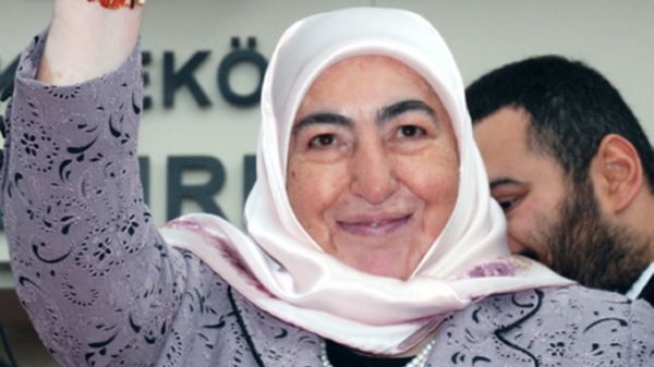 Թուրքիայի վարչապետի «գեղեցկուհի» կինը