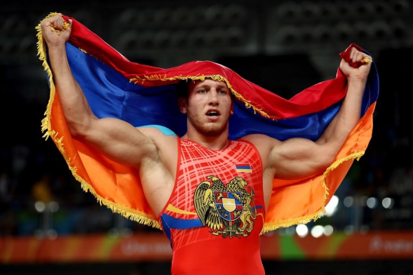 Артур Алексанян вновь стал чемпионом мира по борьбе