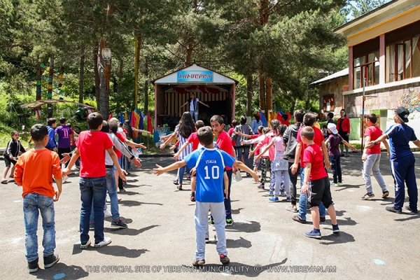 Մարզաառողջարանային ճամբարներում ամառային հանգիստն է անկացրել 1215 երեխա