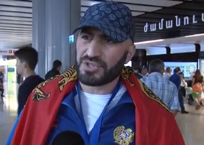 Վարդան Մովսեսյանին հայրենակիցները դիմավորեցին մեծ շուքով