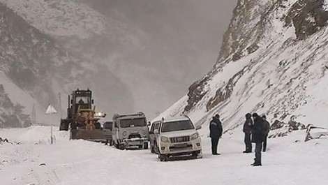 Լարսում վրաններ են տեղադրվել, գործում է դաշտային խոհանոց. առկա է ձնահոսքի վտանգ. ԱԳՆ