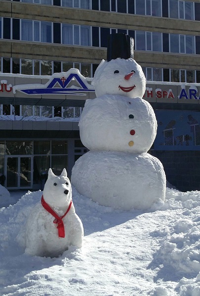 Հսկայական ձնեմարդը Ջերմուկում և օդի ջերմաստիճանն առաջիկա օրերին 