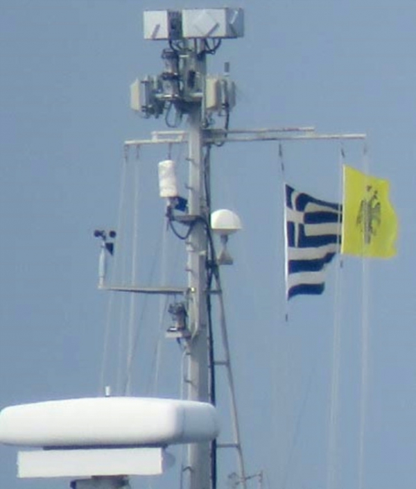 Բյուզանդական դրոշով հունական նավը մոտեցել է թուրքական ափերին