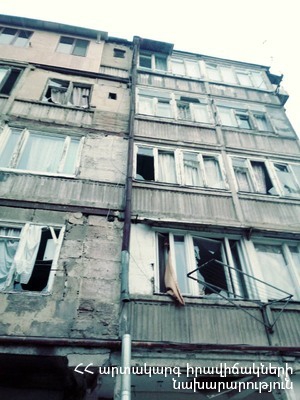 Պայթյուն Երեւանում. տունը փլուզվել է, վնասվել 10 մեքենա, տարհանվել 14 մարդ 