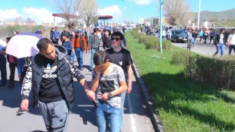 Սևանցիները փակել են Սևան-Երևան միջպետական ճանապարհը