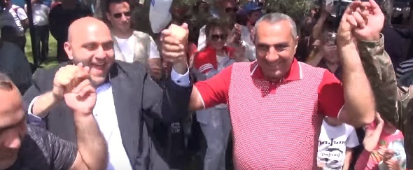 Ինչպես է Սամվել Ալեքսանյանն ապարանցիների հետ նշել Բաշ-Ապարանի 100-ամյակը