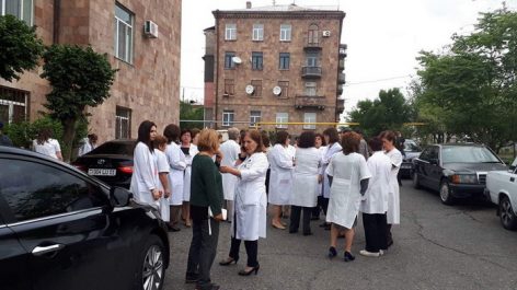 Թիվ 19 պոլիկլինիկայի տնօրենը հրաժարական տվեց