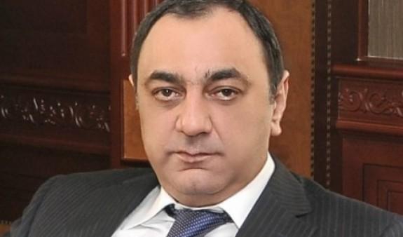 Դատախազությունը պահանջում է Արկադի Համբարձումյանից և նրան փոխկապակցված անձանցից բռնագանձել 8 անշարժ գույք, 5 տրանսպորտային միջոց, 5,5 միլիարդ դրամ