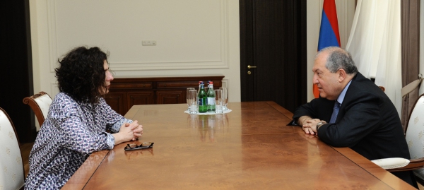  Նախագահ Արմեն Սարգսյանը հյուրընկալել է Արսինե Խանջյանին