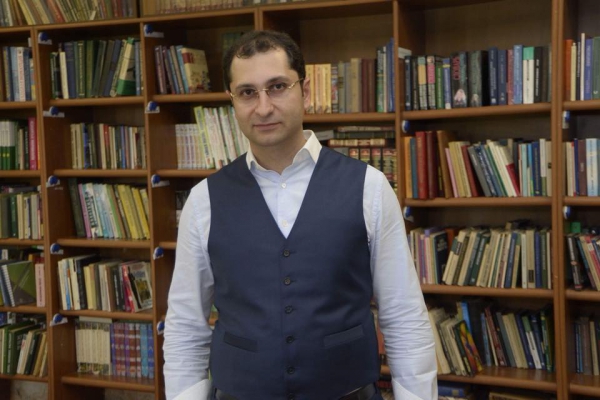 Դատավորն առաջ է քաշում մի շարք մտահոգիչ խնդիրներ