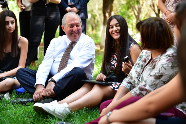 Արմեն Սարգսյանը կոտրում է կարծրատիպերը...