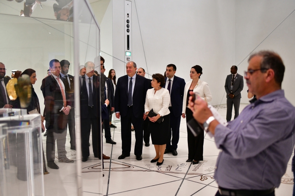 Հայկական արվեստն անպայման պետք է ներկայացված լինի այստեղ. Արմեն Սարգսյանն այցելել է Աբու Դաբիի Լուվր