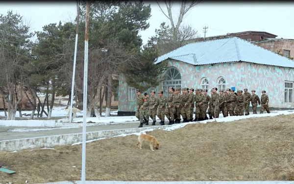 Բադալյանները շարունակում են օգնել զոհված զինծառայողների ընտանիքներին