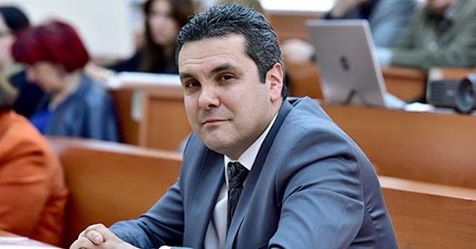 Ուսանողուհու հետ կապված սկանդալով հայտնի դարձած ԵՊՀ փոխդեկանը դարձավ դեկան