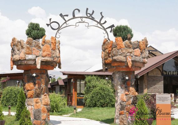 Ժամկետանց պանիր, ձու, բաստուրմա, մարգարին․ «Ծիրանի» ռեստորանում հայտնաբերվել են խախտումներ